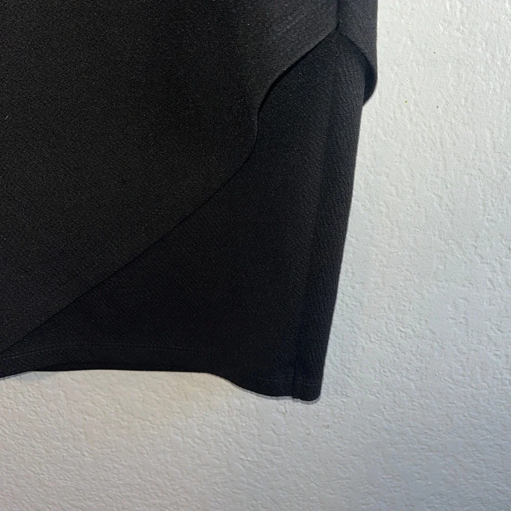 Rebel Wilson for Torrid Womens Black Faux Wrap Dress Size 2 Embellished Shoulder - Picture 6 of 11